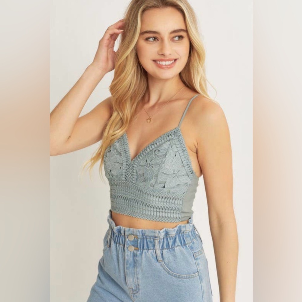 Love Tree Crochet Crop Top - Light Blue